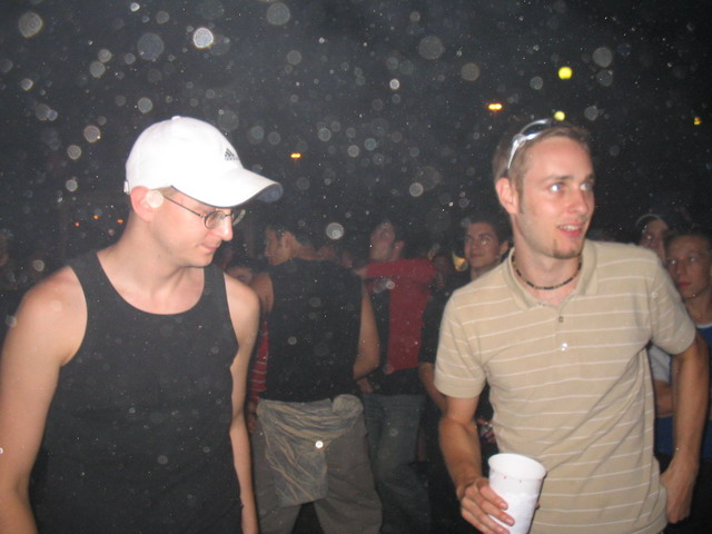 Schliessen von Donauinselfest 2005 004.jpg