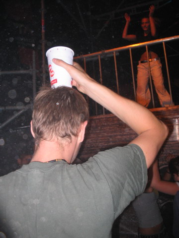Schliessen von Donauinselfest 2005 018.jpg